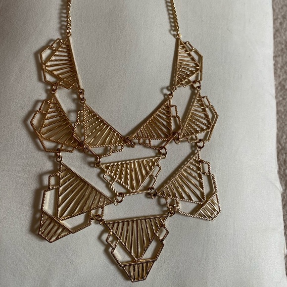 6 Statement necklaces! - PERFECT CONDITION - Picture 5 of 6